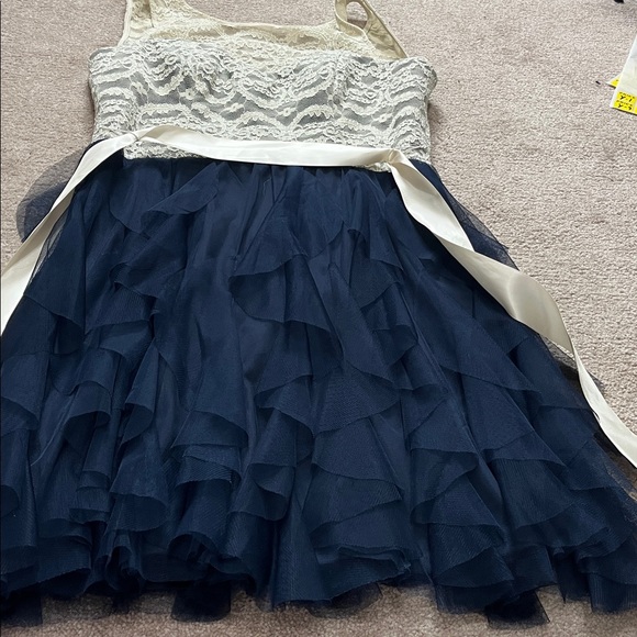 TeezeMe Blue White Lace Party Dress Size 9/10 - Picture 5 of 10